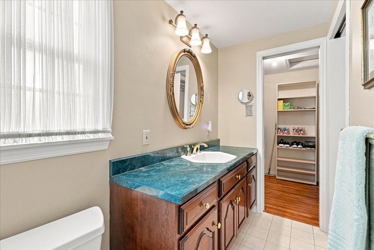 3623 Ashland Drive, Bethel Park, PA 15102