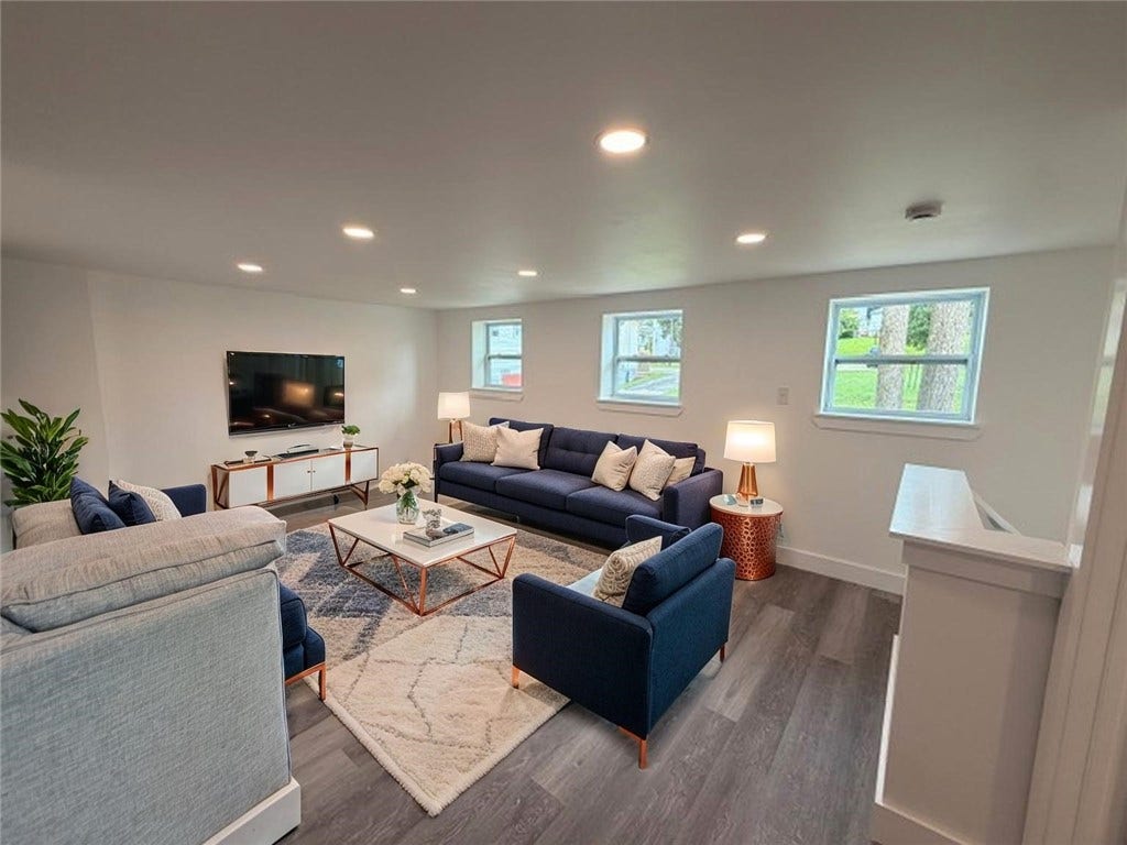 31 E Hallam Ave, Washington, PA 15301 Alt 2.0 Virtually staged Living Room