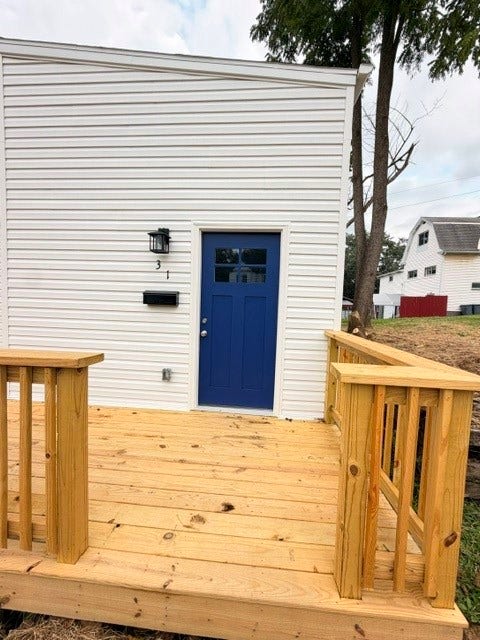31 E Hallam Ave, Washington, PA 15301 New 10'x36' Deck