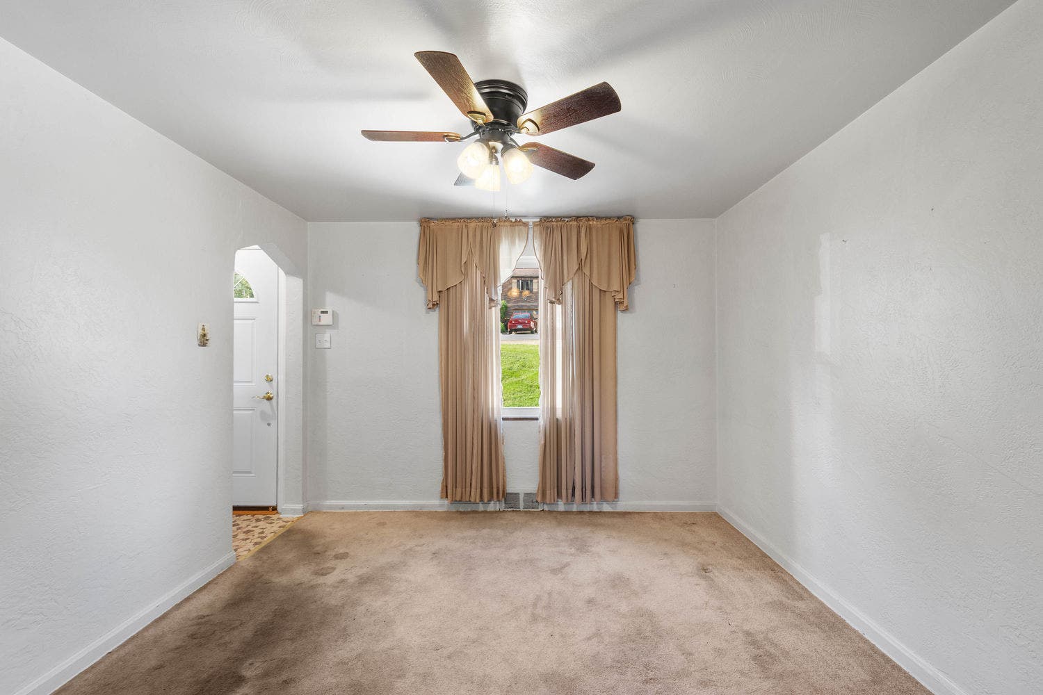 225 Cambridge Road, Bethel Park, PA 15102