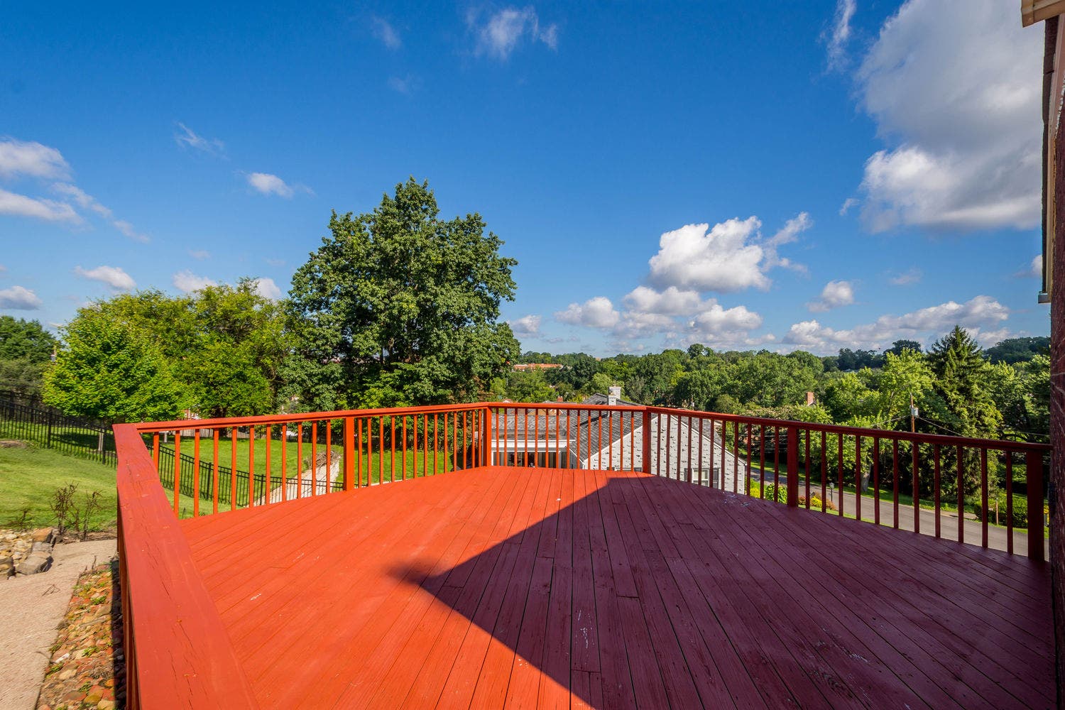 225 Cambridge Road, Bethel Park, PA 15102