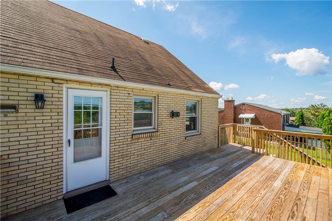 193 Woodhall Dr, Pittsburgh, PA 15236 193 Woodhall Dr, Pittsburgh, PA 15236