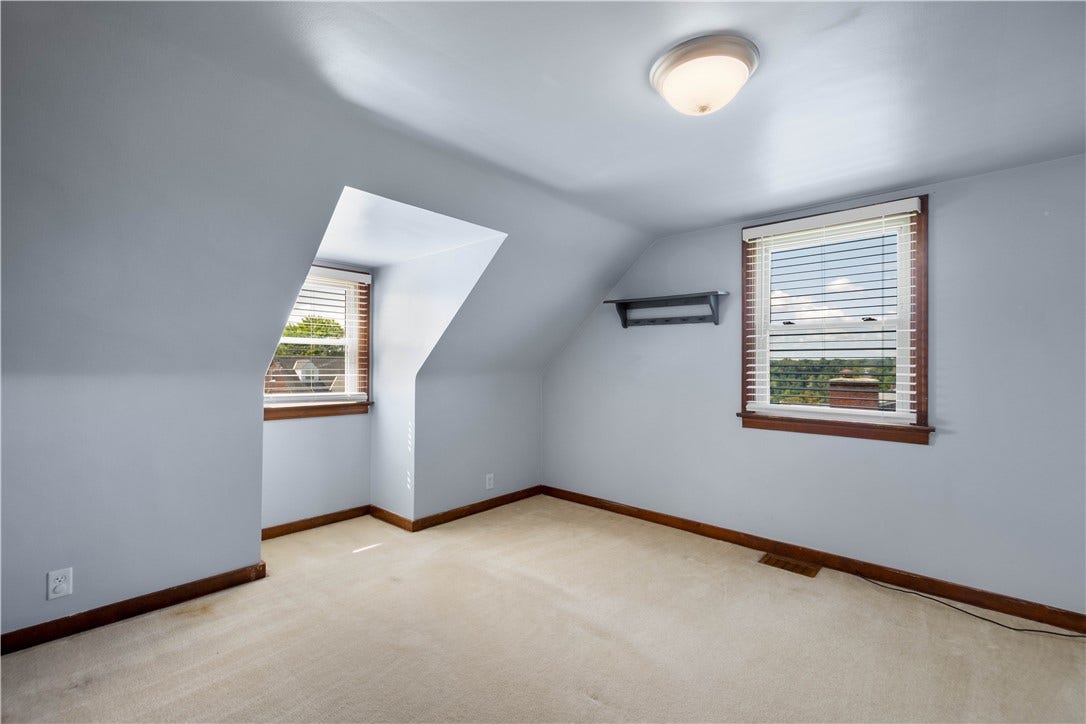 193 Woodhall Dr, Pittsburgh, PA 15236 193 Woodhall Dr, Pittsburgh, PA 15236