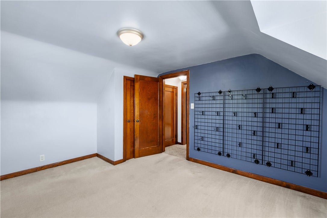 193 Woodhall Dr, Pittsburgh, PA 15236 193 Woodhall Dr, Pittsburgh, PA 15236