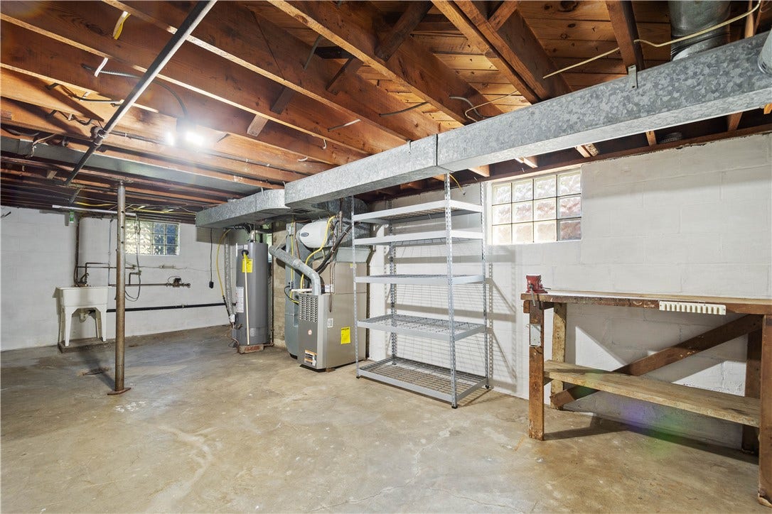 193 Woodhall Dr, Pittsburgh, PA 15236 193 Woodhall Dr, Pittsburgh, PA 15236