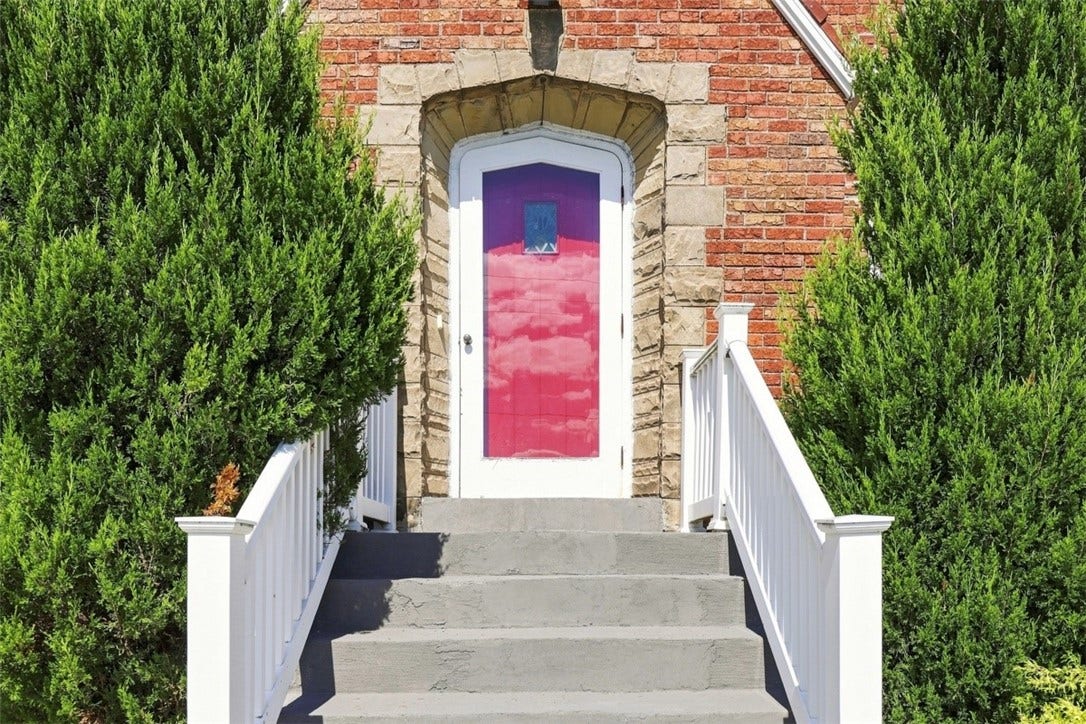 201 Broughton Rd, Bethel Park, PA 15102