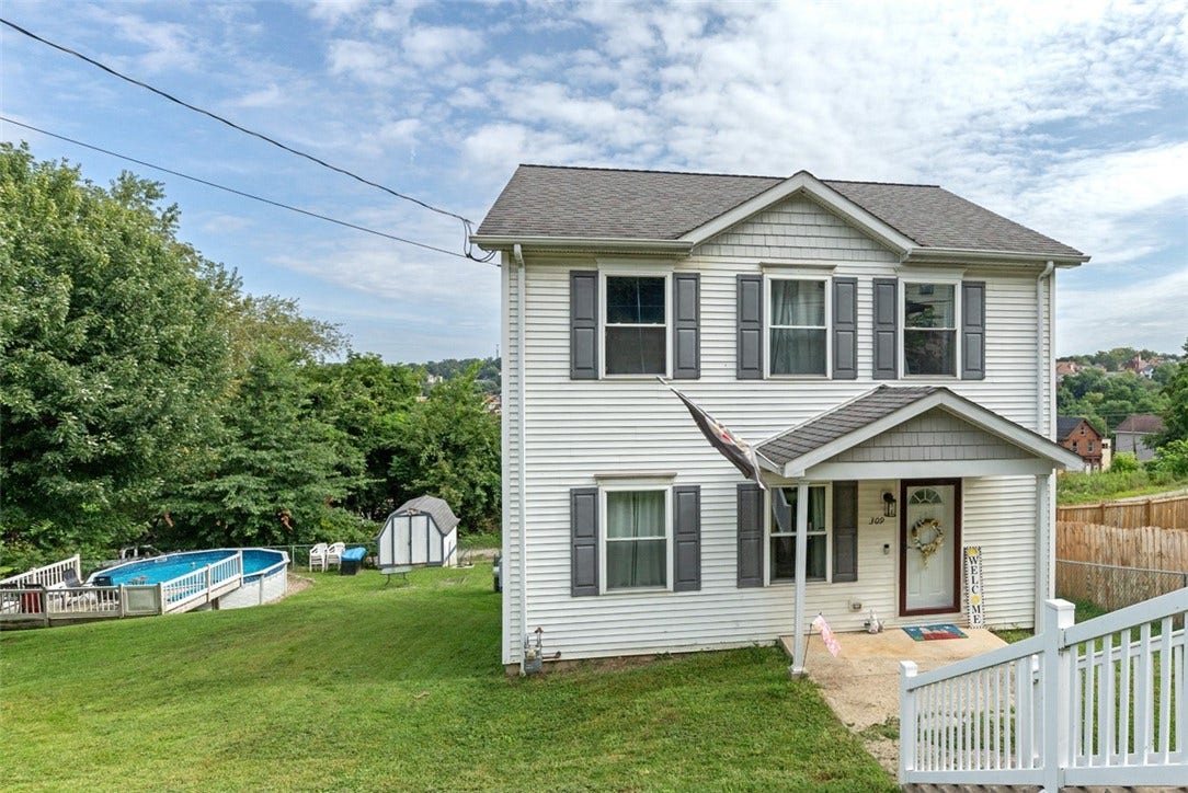 309 Chestnut St, Jeannette, PA 15644
