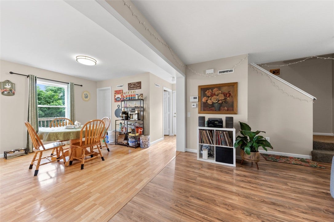 309 Chestnut St, Jeannette, PA 15644