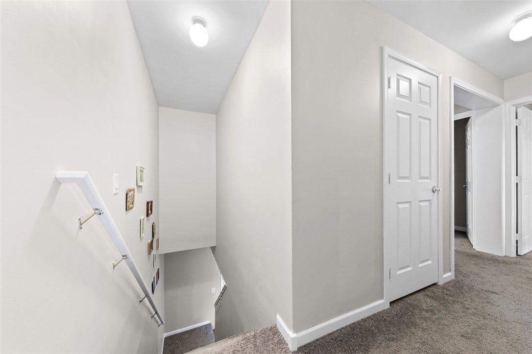 309 Chestnut St, Jeannette, PA 15644