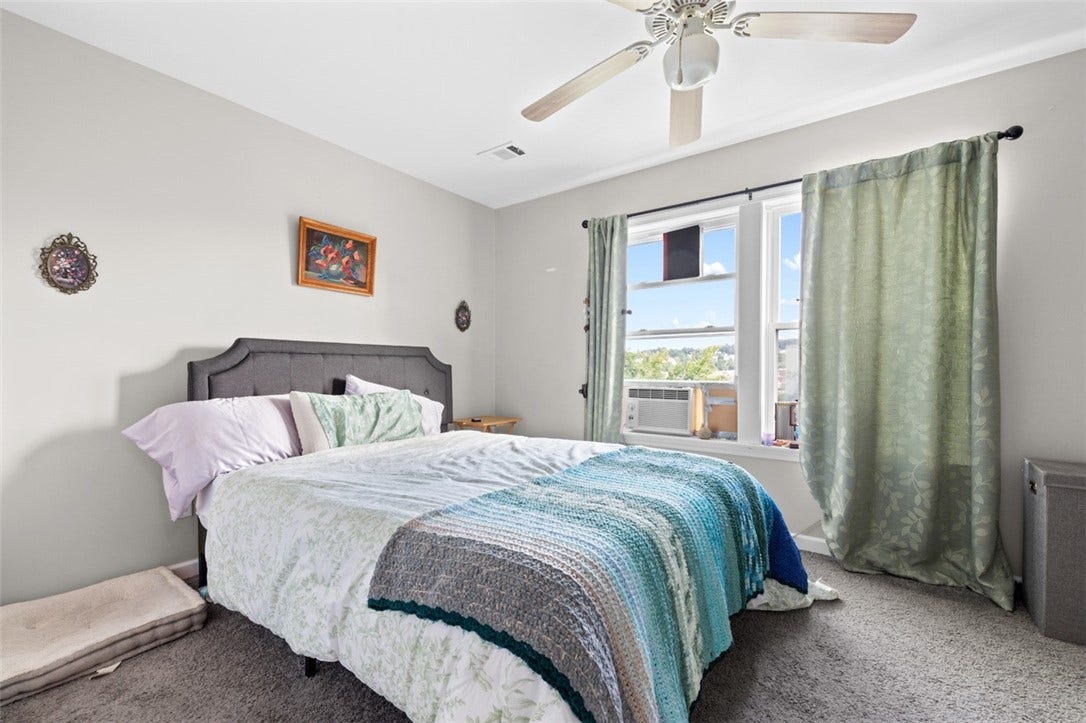 309 Chestnut St, Jeannette, PA 15644