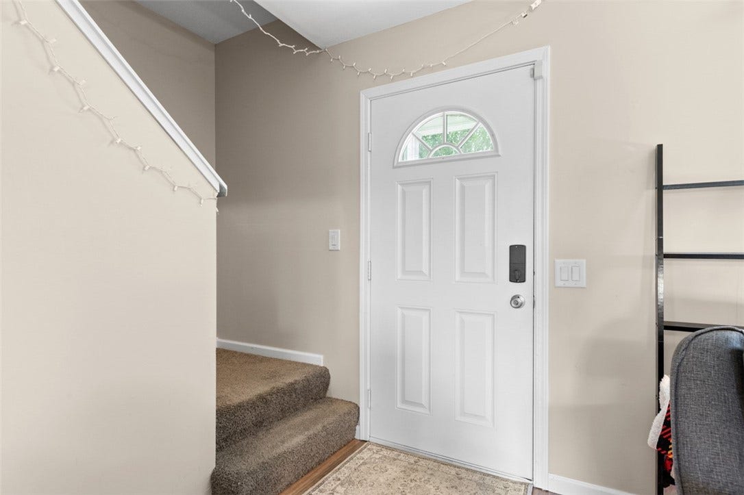 309 Chestnut St, Jeannette, PA 15644