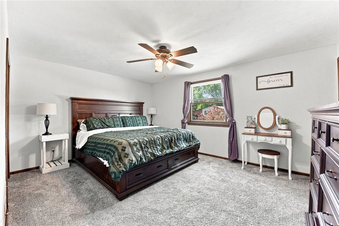 10322 Roseway Blvd, North Huntingdon, PA 15642