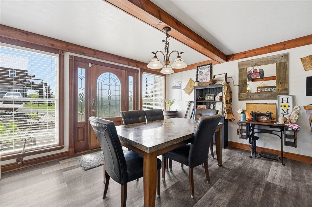2976 Henderson Road, Washington, PA 15301