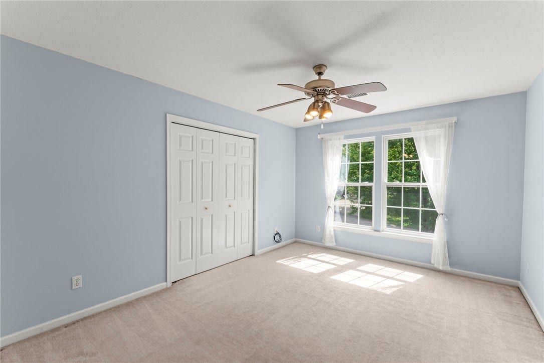 108 Great Rock Drive, Bethel Park, PA 15102