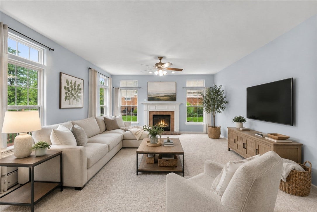 The same room with added staging!