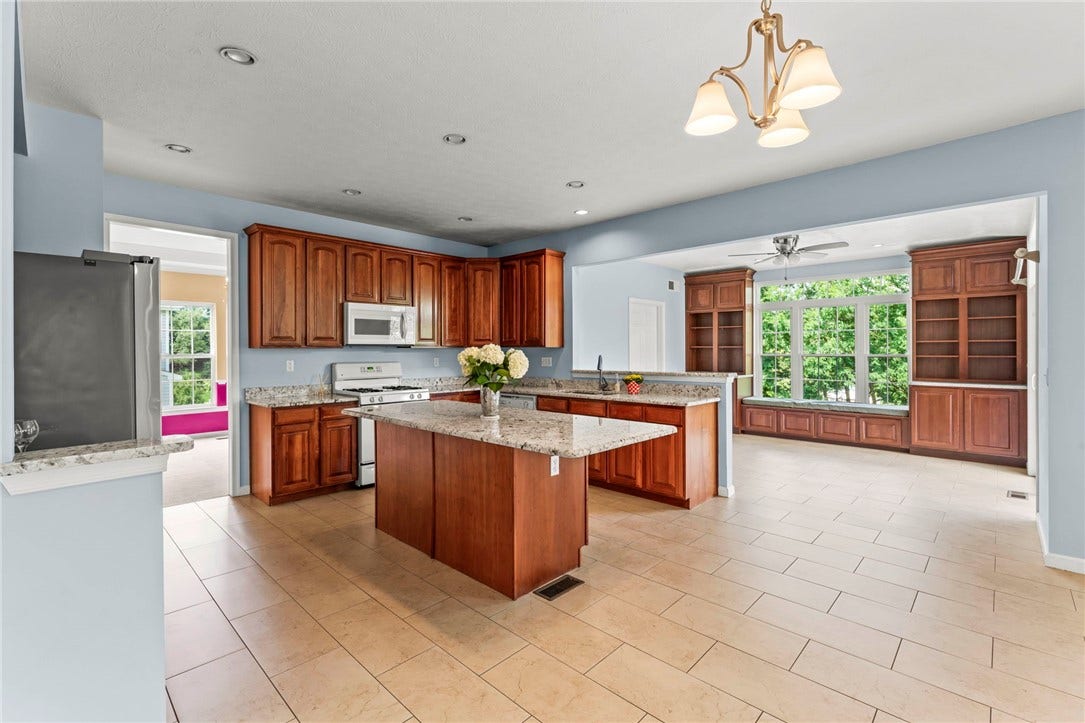 108 Great Rock Drive, Bethel Park, PA 15102