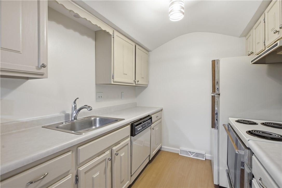 604 Maplewood Ct, Pittsburgh, PA 15237 604 Maplewood Ct, Pittsburgh, PA 15237