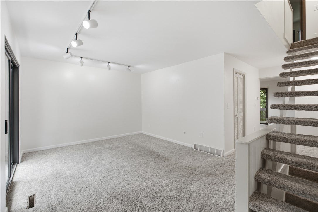 604 Maplewood Ct, Pittsburgh, PA 15237 604 Maplewood Ct, Pittsburgh, PA 15237