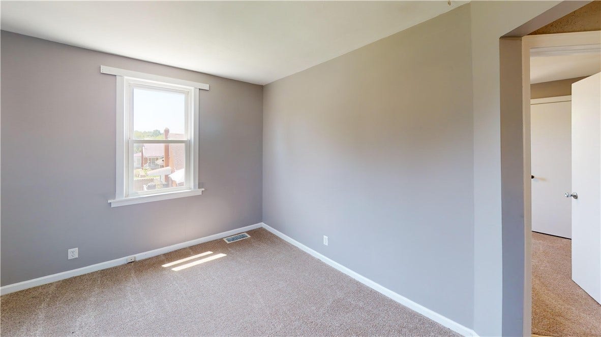 742 Lemington St, Greensburg, PA 15601