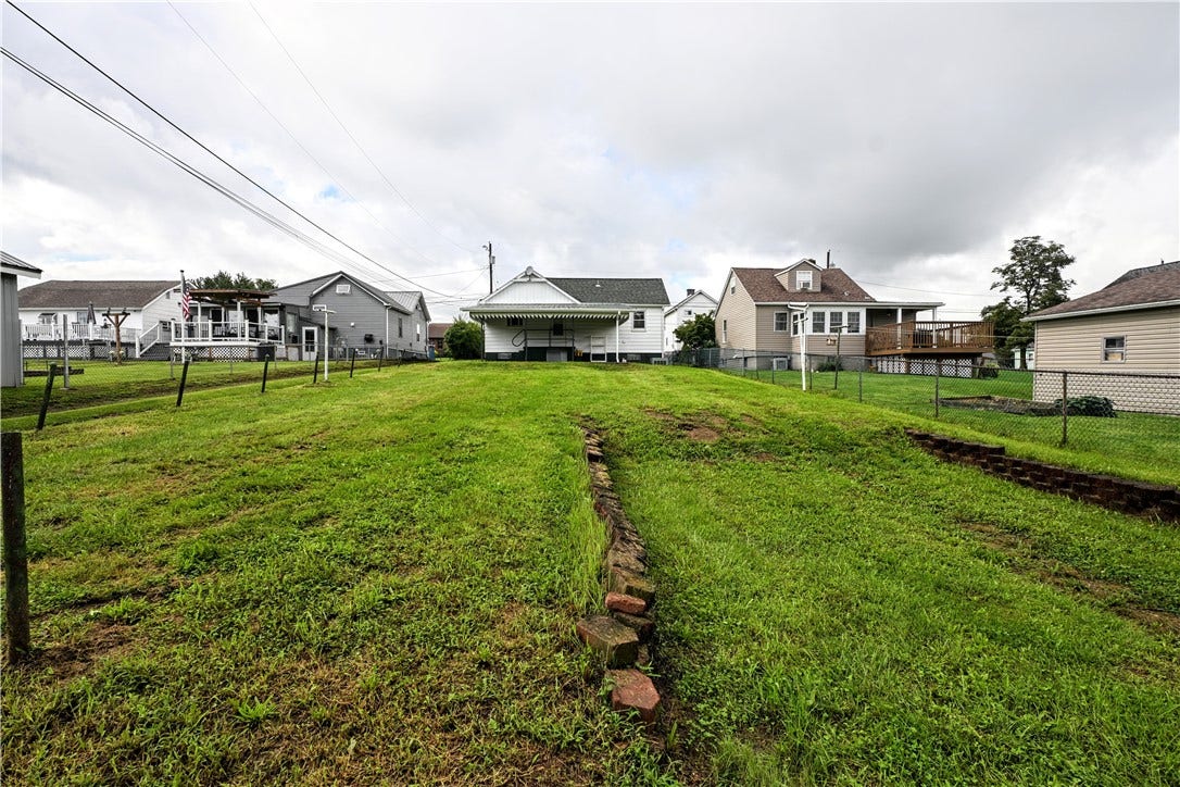 217 Hoffman Street, Belle Vernon, PA 15012