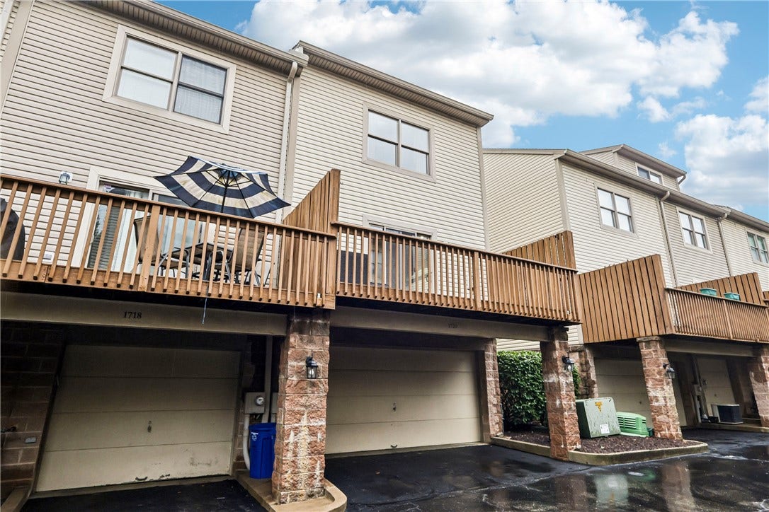 1720 Merriman Court, Pittsburgh, PA 15203 1720 Merriman Court, Pittsburgh, PA 15203