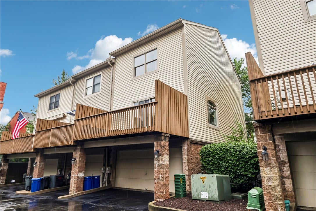 1720 Merriman Court, Pittsburgh, PA 15203 1720 Merriman Court, Pittsburgh, PA 15203