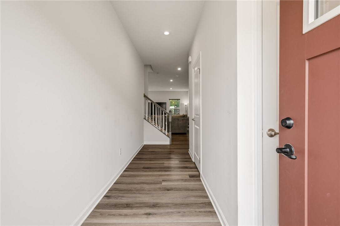 3001 Kapalua Ln, Jeannette, PA 15644