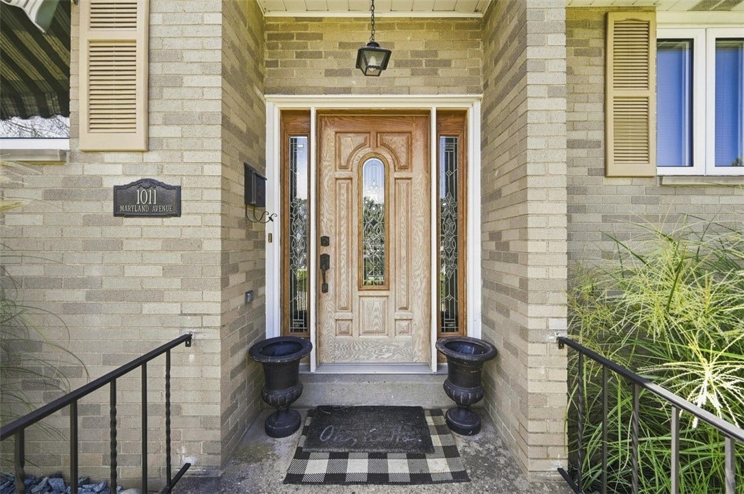 1011 Maryland Ave, Jeannette, PA 15644