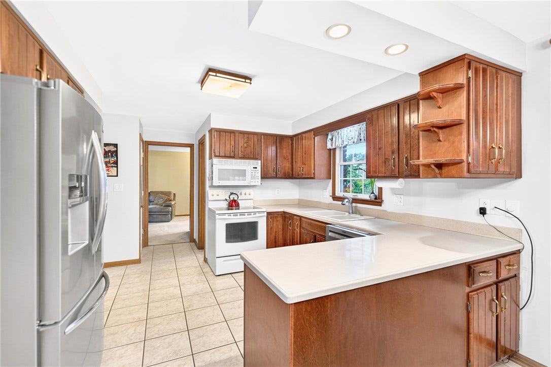 1502 Woodview Drive, Greensburg, PA 15601
