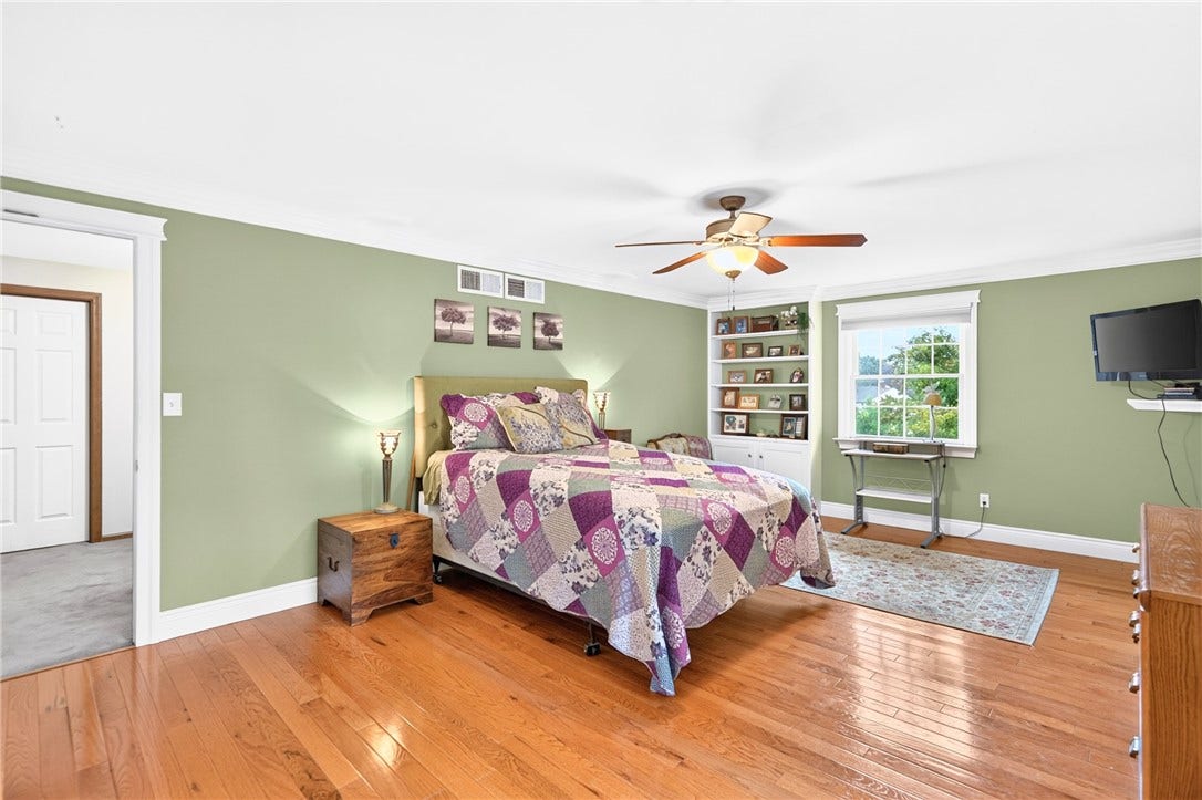 1502 Woodview Drive, Greensburg, PA 15601