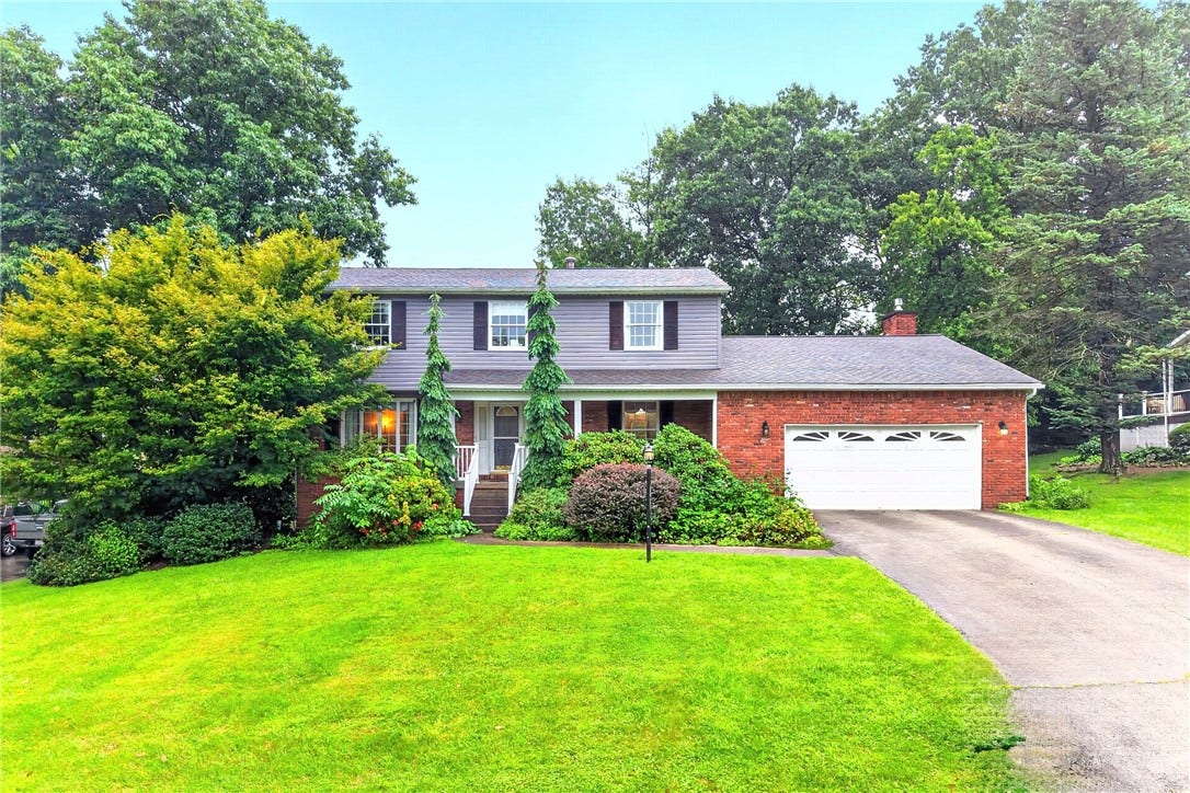 1502 Woodview Drive, Greensburg, PA 15601