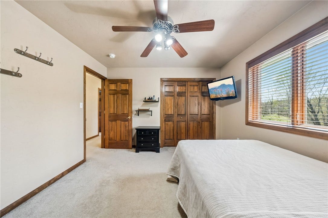 12288 Carmichael Circle, North Huntingdon, PA 15642