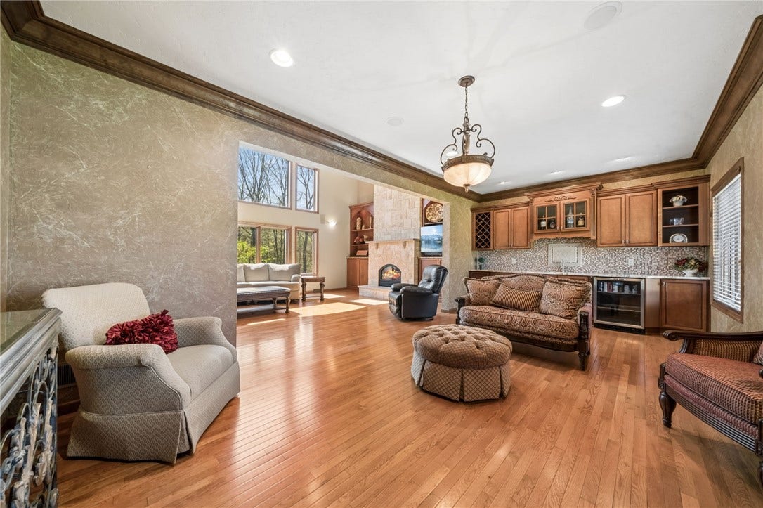 12288 Carmichael Circle, North Huntingdon, PA 15642