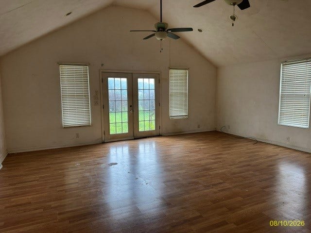 405 Eliza St, Connellsville, PA 15425