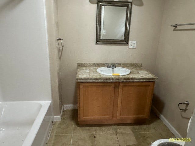 405 Eliza St, Connellsville, PA 15425