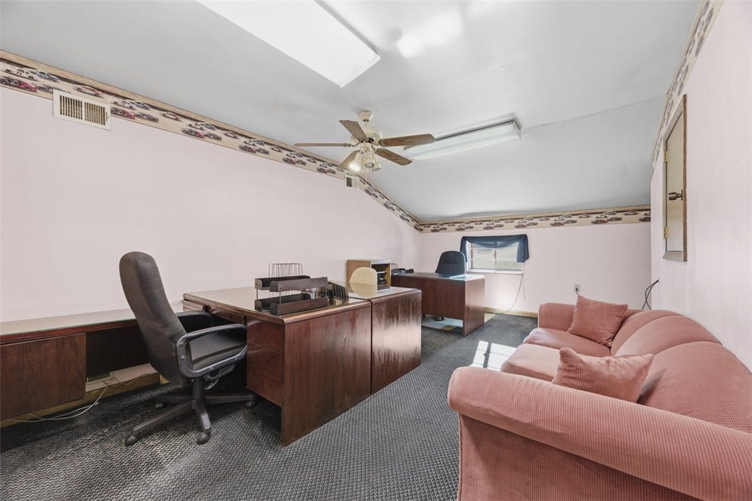 775 W Chestnut St, Washington, PA 15301