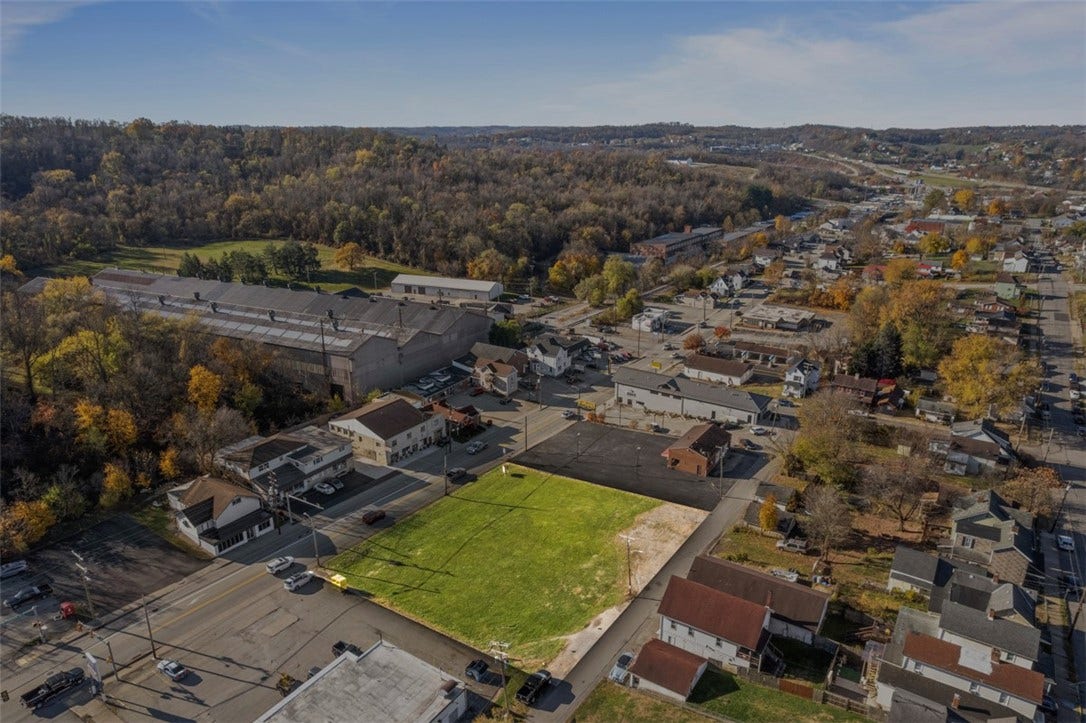 775 W Chestnut St, Washington, PA 15301