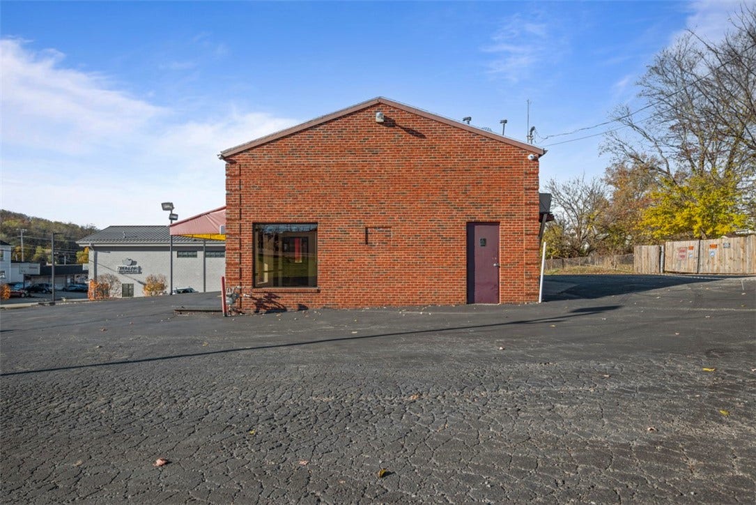 775 W Chestnut St, Washington, PA 15301