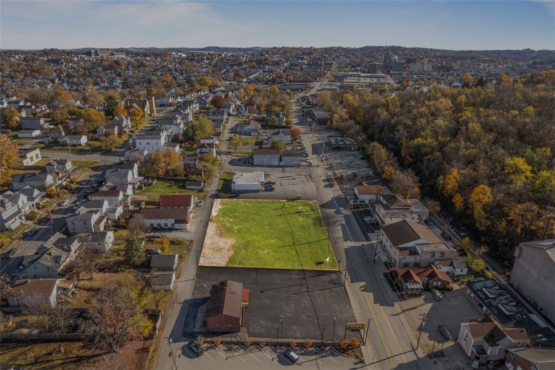 775 W Chestnut St, Washington, PA 15301