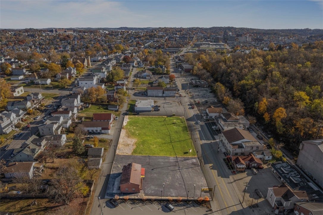 775 W Chestnut St, Washington, PA 15301
