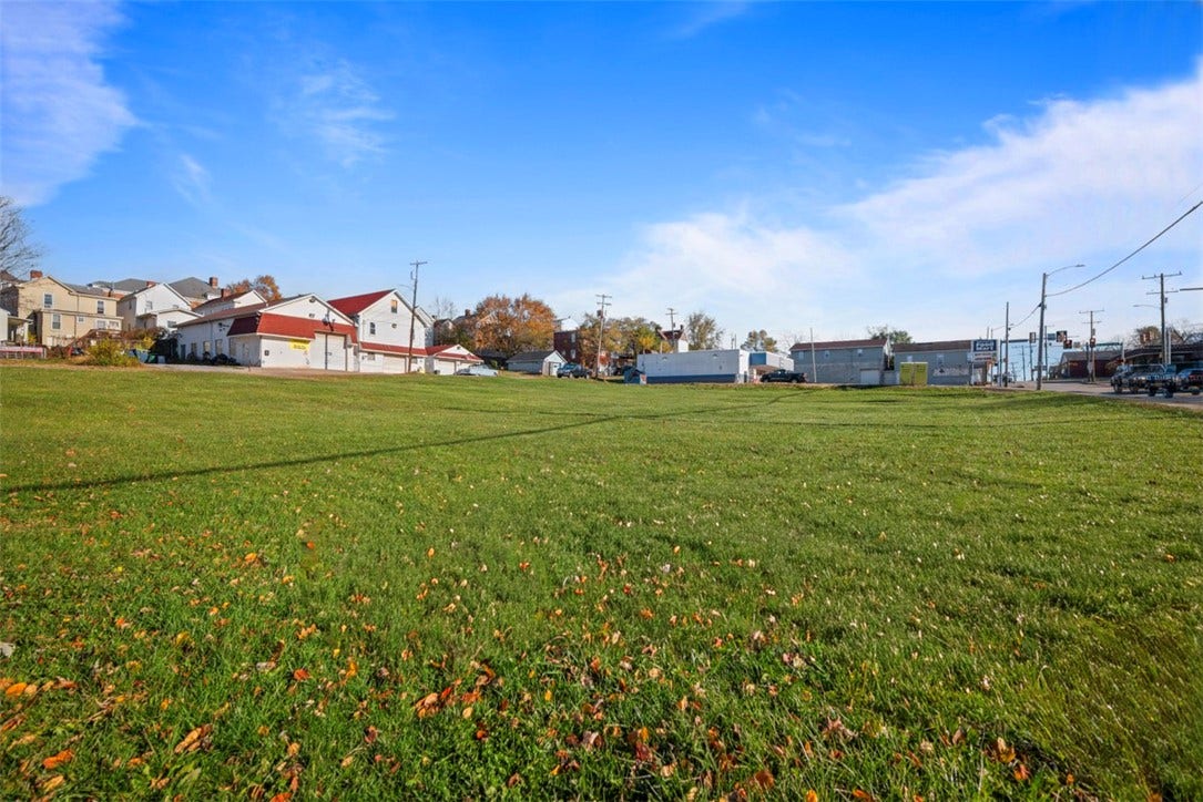 775 W Chestnut St, Washington, PA 15301
