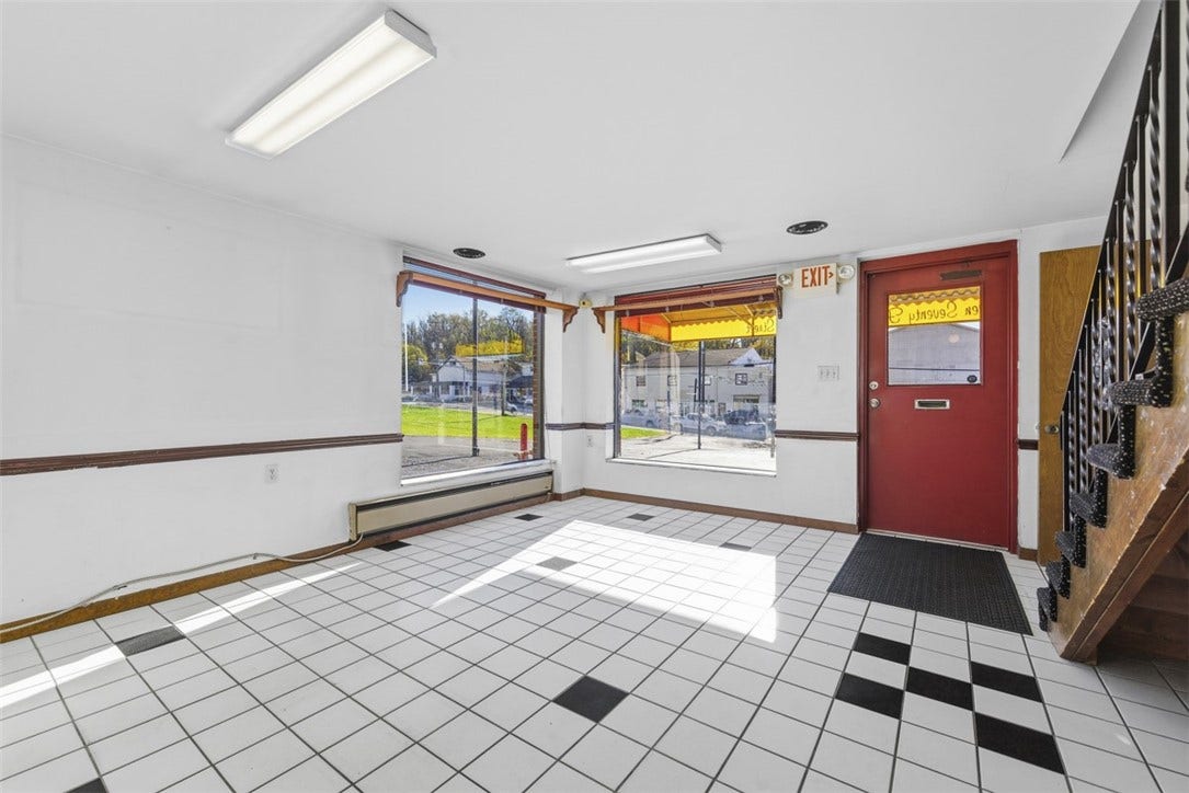 775 W Chestnut St, Washington, PA 15301