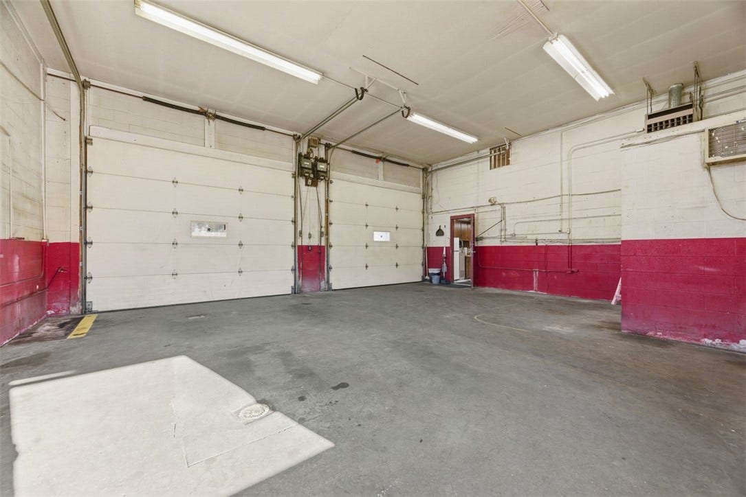 775 W Chestnut St, Washington, PA 15301
