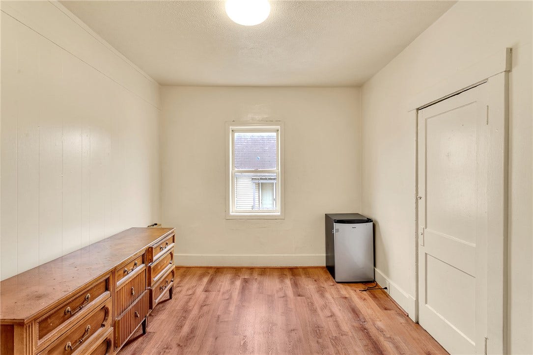 277 N Gallatin Ave, Uniontown, PA 15401