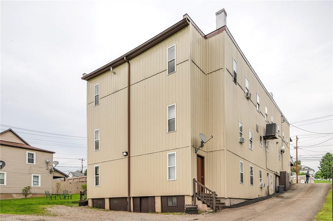 277 N Gallatin Ave, Uniontown, PA 15401