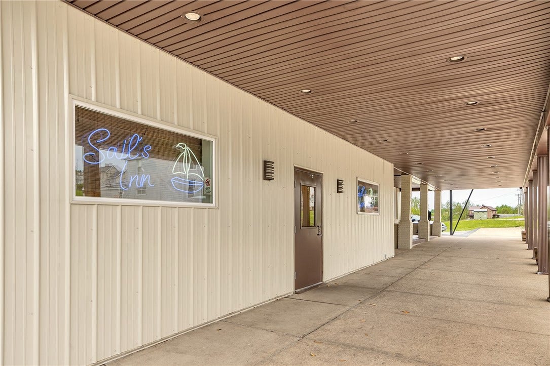 277 N Gallatin Ave, Uniontown, PA 15401