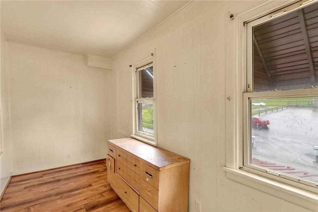 277 N Gallatin Ave, Uniontown, PA 15401