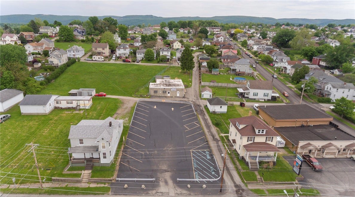 277 N Gallatin Ave, Uniontown, PA 15401