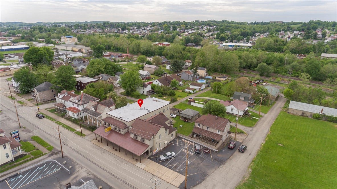 277 N Gallatin Ave, Uniontown, PA 15401