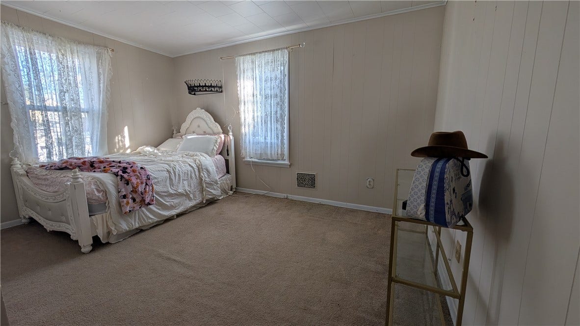 1219 Poplar St, Greensburg, PA 15601